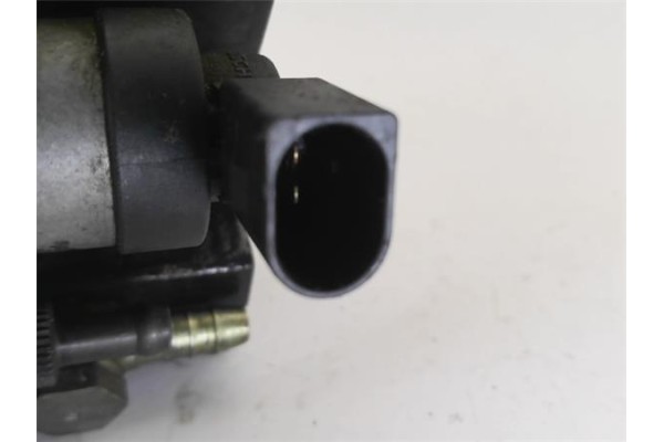 Recambio de bomba inyectora para bmw serie 3 berlina (e46) 2.0 320d referencia OEM IAM 7788670 0445010045 
