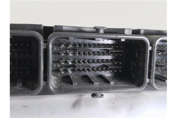 Recambio de centralita para renault megane ii coupé-cabriolet (em0/1_) 1.9 dci referencia OEM IAM 8200705747 281013907 