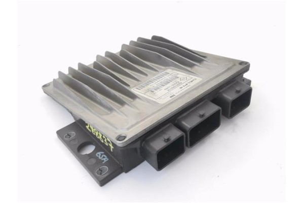 Recambio de centralita para renault megane ii sedán (lm0/1_) 1.5 dci referencia OEM IAM 8200399038 8200513163 