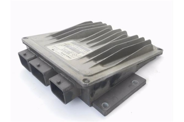 Recambio de centralita para renault megane ii sedán (lm0/1_) 1.5 dci referencia OEM IAM 8200399038 8200513163 