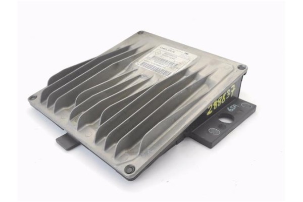 Recambio de centralita para renault megane ii sedán (lm0/1_) 1.5 dci referencia OEM IAM 8200399038 8200513163 