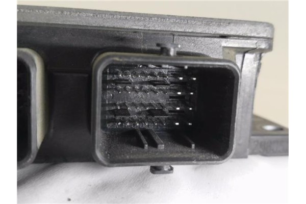Recambio de centralita para renault megane ii sedán (lm0/1_) 1.5 dci referencia OEM IAM 8200399038 8200513163 
