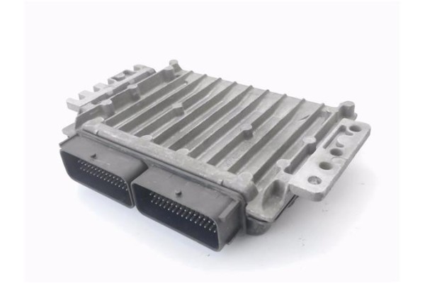 Recambio de centralita para renault megane i classic (la0) 1.6 16v (la04, la11, la0b, la1c, la1j) referencia OEM IAM 8200092142 