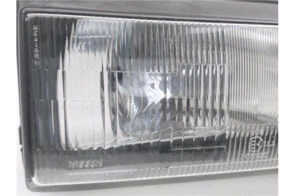 Recambio de faro delantero dcho para nissan sunny berlina (n14) 1.6 slx referencia OEM IAM B601063C00  
