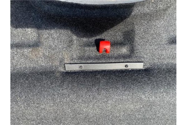 Recambio de bandeja trasero para peugeot 308 referencia OEM IAM 96776417ZD  