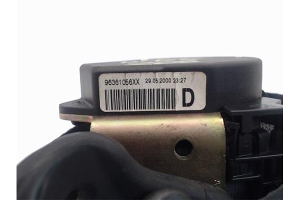 Recambio de cinturon seguridad delantero derecho para peugeot 206 1.6 i referencia OEM IAM 96361056XX  