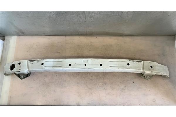 Recambio de refuerzo paragolpes para opel movano furgón/combi 2.5 combi corto l1h1 2.8t referencia OEM IAM 9120936  