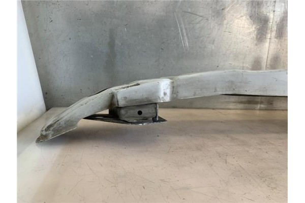 Recambio de refuerzo paragolpes para opel movano furgón/combi 2.5 combi corto l1h1 2.8t referencia OEM IAM 9120936  