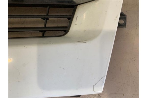 Recambio de rejilla paragolpes delantero para opel movano furgón/combi 2.5 combi corto l1h1 2.8t referencia OEM IAM 93179468  