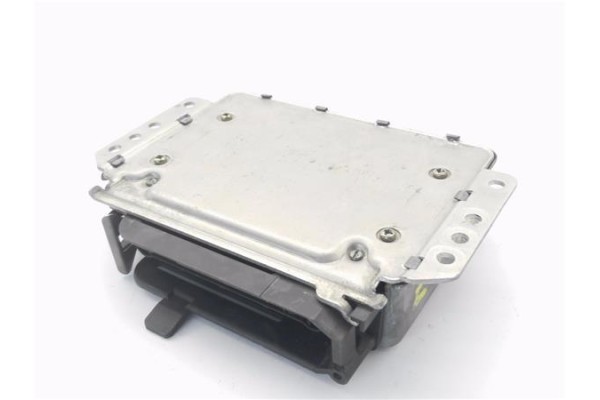 Recambio de centralita para bmw serie 3 berlina (e30) 2.3 323i referencia OEM IAM 12881389 0261200061 