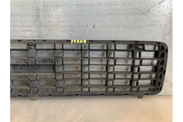 Recambio de rejilla capo para seat 127 (127a) 0.9 referencia OEM IAM HB53011006  