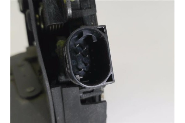 Recambio de cierre electromagnetico delantero derecho para bmw serie 3 coupe (e46) 2.0 320 ci referencia OEM IAM 51218208716  