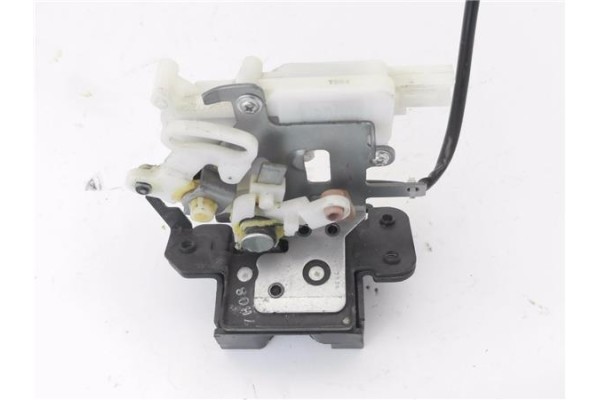 Recambio de cerradura porton para mazda 5 2.0 referencia OEM IAM C24362310A  
