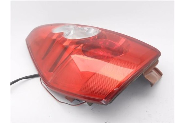 Recambio de piloto trasero izquierdo para mazda 5 2.0 referencia OEM IAM C23551160E  