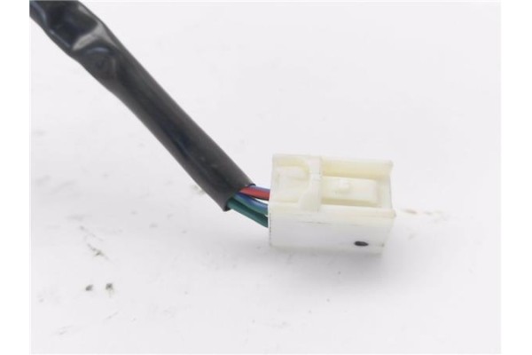 Recambio de piloto trasero izquierdo para mazda 5 2.0 referencia OEM IAM C23551160E  