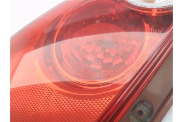 Recambio de piloto trasero izquierdo para mazda 5 2.0 referencia OEM IAM C23551160E  