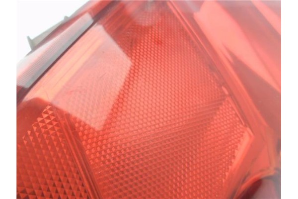 Recambio de piloto trasero izquierdo para mazda 5 2.0 referencia OEM IAM C23551160E  