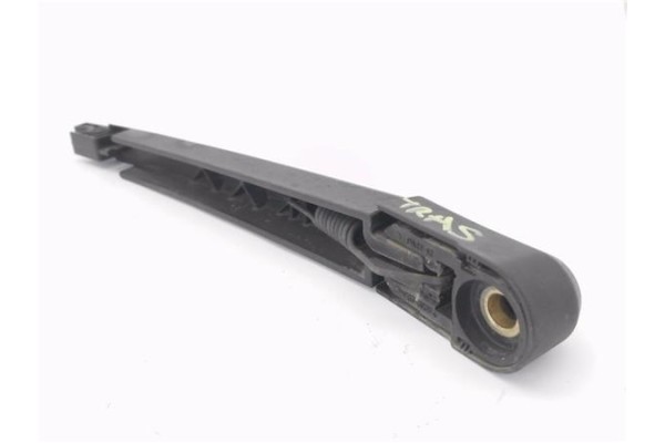Recambio de brazo limpiaparabrisas trasero para mazda 5 2.0 referencia OEM IAM C23567421A  