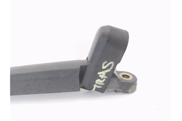 Recambio de brazo limpiaparabrisas trasero para mazda 5 2.0 referencia OEM IAM C23567421A  