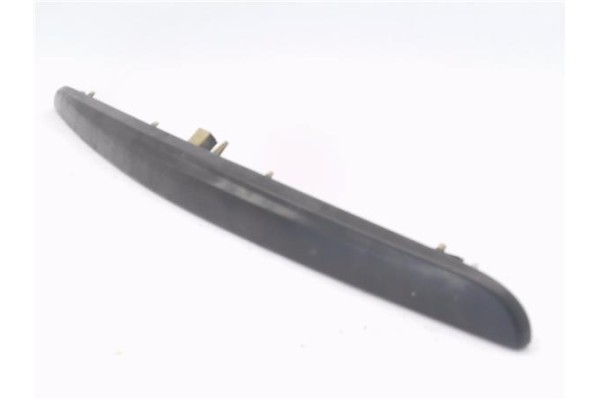 Recambio de moldura porton trasero para citroen c3 1.4 hdi referencia OEM IAM 9638861177  