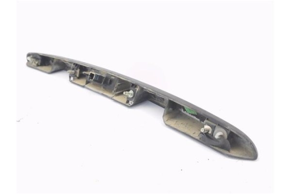 Recambio de moldura porton trasero para citroen c3 1.4 hdi referencia OEM IAM 9638861177  