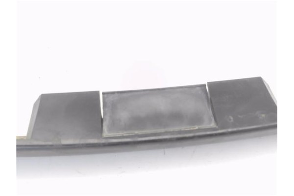 Recambio de moldura porton trasero para citroen c3 1.4 hdi referencia OEM IAM 9638861177  