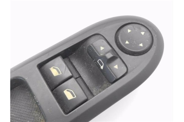 Recambio de mando elevalunas delantero izquierdo para peugeot 407 sw 1.6 business line referencia OEM IAM 96468705XT 53269736A 