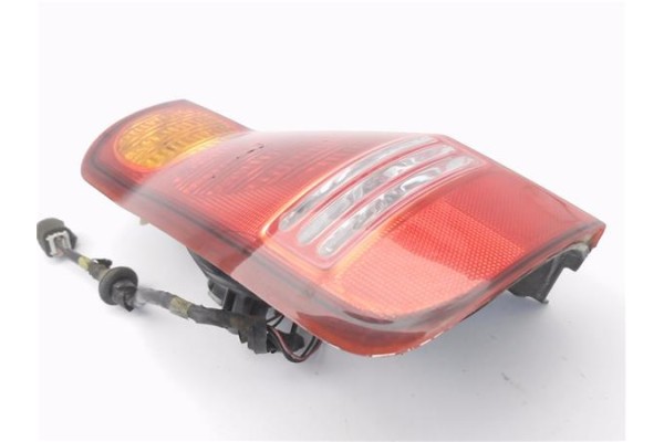 Recambio de piloto trasero izquierdo para hyundai matrix (fc) 1.5 crdi referencia OEM IAM 92401170  