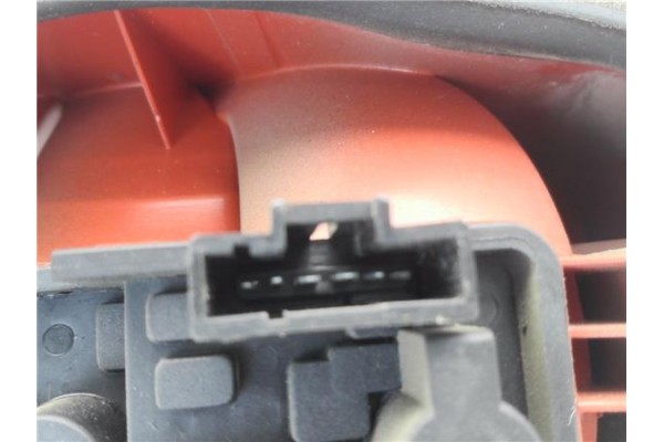 Recambio de piloto trasero derecho para citroen xsara picasso 1.6 referencia OEM IAM 9631563980 89300241 