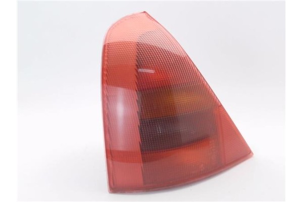 Recambio de piloto trasero izquierdo para renault clio ii (xbo) 1.4 75cv referencia OEM IAM 7700410515  
