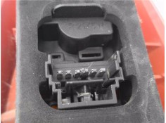 Recambio de piloto trasero izquierdo para renault clio ii (xbo) 1.4 75cv referencia OEM IAM 7700410515  