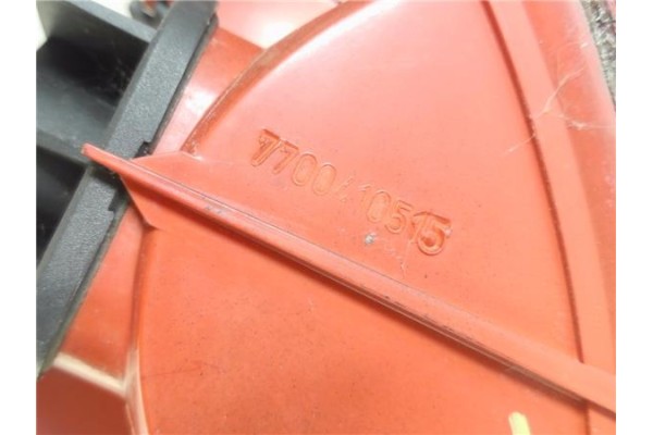 Recambio de piloto trasero izquierdo para renault clio ii (xbo) 1.4 75cv referencia OEM IAM 7700410515  