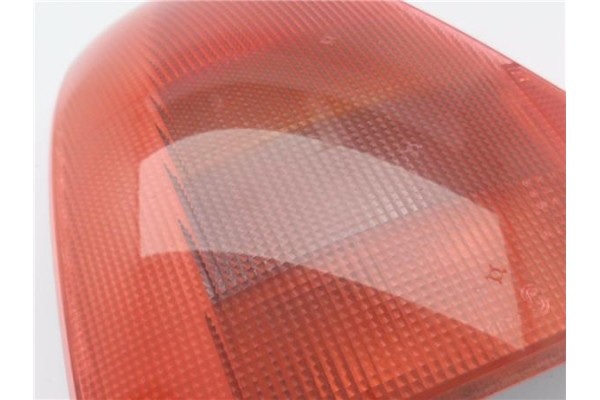 Recambio de piloto trasero izquierdo para renault clio ii (xbo) 1.4 75cv referencia OEM IAM 7700410515  