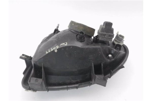 Recambio de faro delantero dcho para renault clio ii (xbo) 1.4 75cv referencia OEM IAM 085511140RX 085511130R 