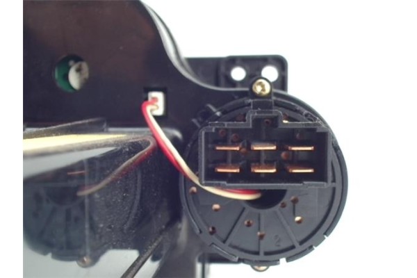 Recambio de mandos calefaccion / a.a. para kia carens (rs) 2.0 crdi ex monovolumen referencia OEM IAM 0K2FA61190 DCC05A13 