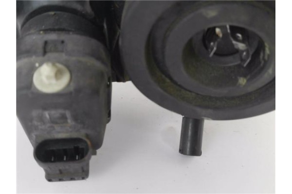 Recambio de faro delantero izquierdo para renault clio ii (xbo) 1.4 75cv referencia OEM IAM 085511140LX 085511130L 