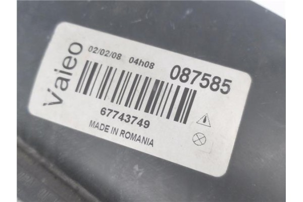 Recambio de faro delantero dcho para seat ibiza (6k1) 1.9 sdi referencia OEM IAM 67743749 87585 