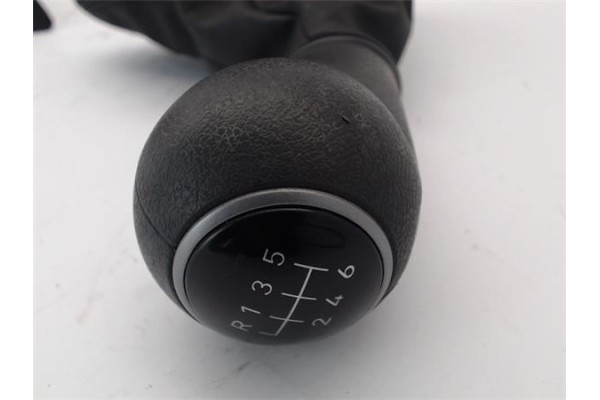 Recambio de pomo palanca cambio para seat leon (1p1) 2.0 linea r referencia OEM IAM   