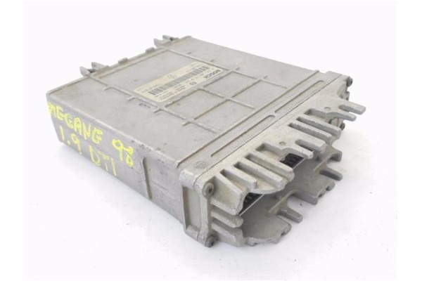 Recambio de centralita para renault megane i (ba0/1_) 1.9 dti referencia OEM IAM 7700105622 281001810 