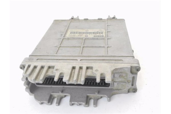 Recambio de centralita para renault megane i (ba0/1_) 1.9 dti referencia OEM IAM 7700105622 281001810 