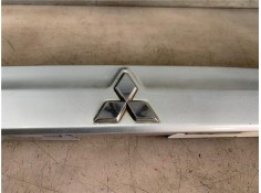 Recambio de moldura porton trasero para mitsubishi space star (dg0) 1.9 1900 di-d plus referencia OEM IAM 8341A016  