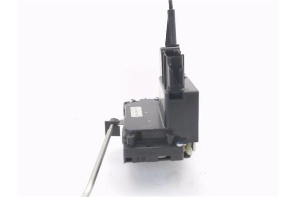 Recambio de cierre electromagnetico delantero derecho para ford fusion (cbk) 1.4 tdci referencia OEM IAM 2S6AA2812EK  