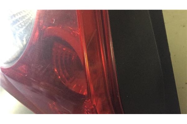 Recambio de piloto trasero izquierdo para renault megane ii coupé-cabriolet (em0/1_) 1.9 dci referencia OEM IAM 8200142688  