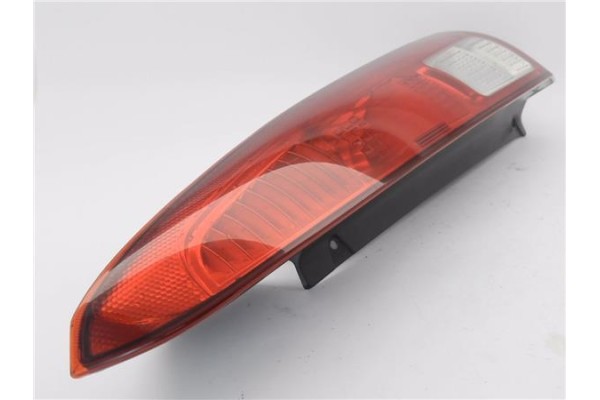 Recambio de piloto trasero derecho para ford fusion (cbk) 1.4 tdci referencia OEM IAM E410875  