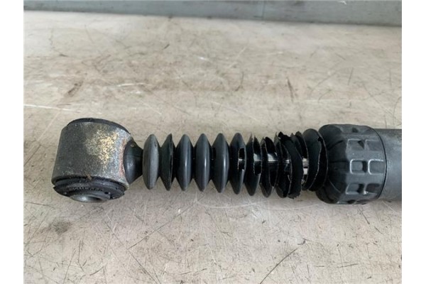 Recambio de amortiguador trasero izquierdo para citroen jumpy 2.0 combi confort (8/9 plazas) referencia OEM IAM   