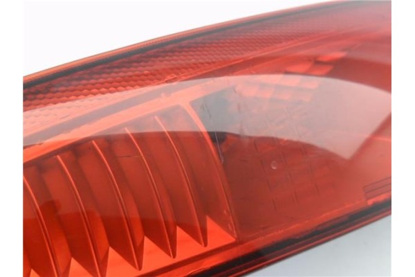 Recambio de piloto trasero derecho para ford fusion (cbk) 1.4 tdci referencia OEM IAM E410875  