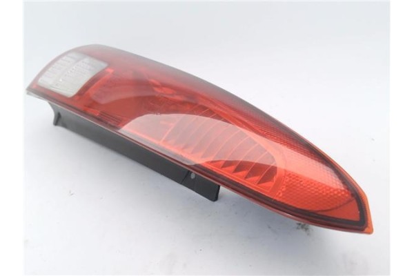 Recambio de piloto trasero izquierdo para ford fusion (cbk) 1.4 tdci referencia OEM IAM E410875  