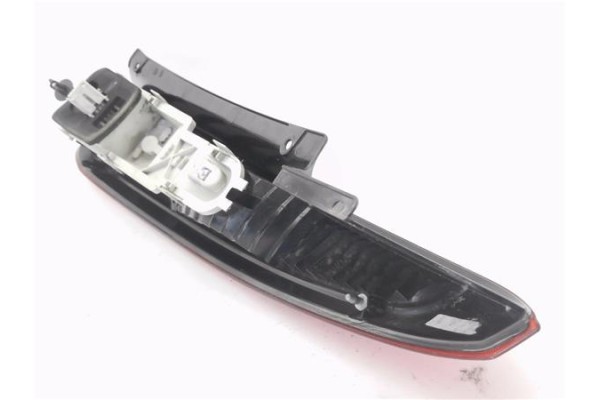 Recambio de piloto trasero izquierdo para ford fusion (cbk) 1.4 tdci referencia OEM IAM E410875  