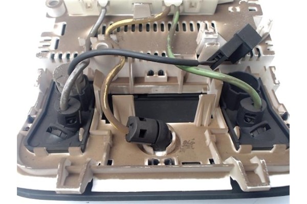 Recambio de embellecedor luz techo para audi rs3 sportback (8vf) 2.5 tfsi quattro referencia OEM IAM 8V0947135J 8V0947135E 