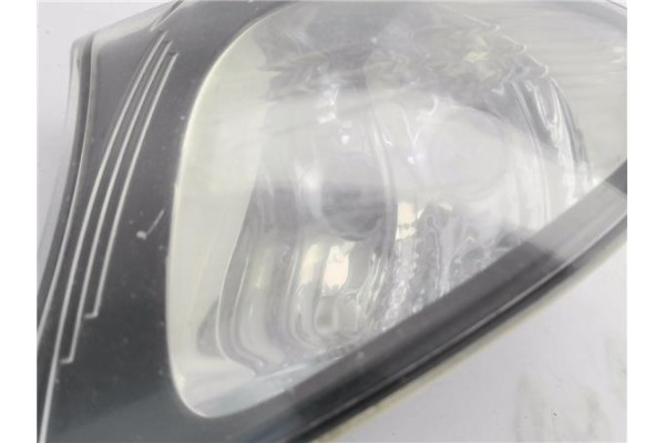 Recambio de intermitente delantero izquierdo para bmw serie 3 berlina (e46) 2.0 320d referencia OEM IAM 6914199 388705 